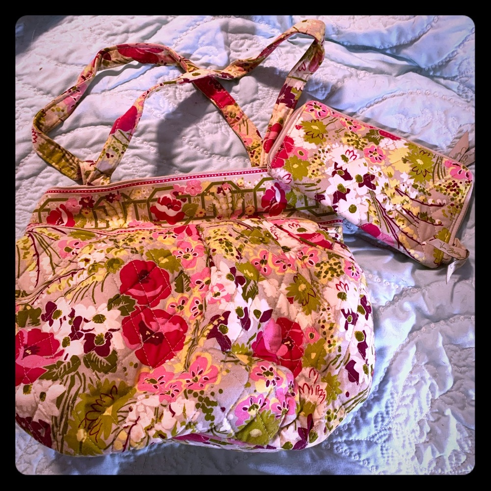 Vera Bradley- Bag & Wallet - Make me Blush